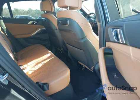 2025 BMW X6 xDrive40I из США, поврежденный, VIN 5UX33EX01S9X93832